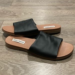 Steve Madden Karolyn Leather Slide Flats